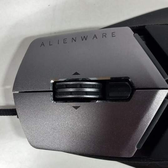 Alienware Elite Gaming Mouse AW958 image number 2