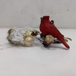 Garden Cardinal Bird Figurine Hanging Wind Chime New In Box alternative image