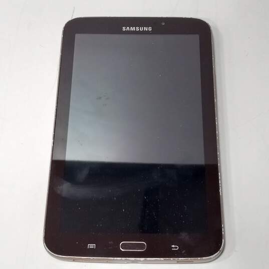 Samsung Tablet image number 2