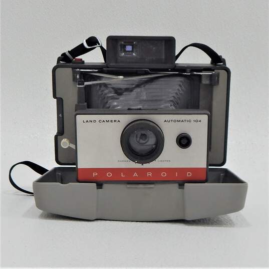Vintage Polaroid Land Camera Automatic 104 image number 2