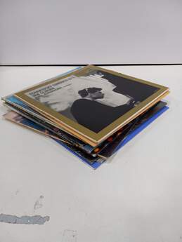 Bundle Of Assorted Vinyl Records alternative image