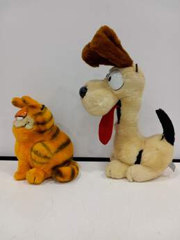 United Feature Syndicate Pair of Odie & Garfield Plush Toys alternative image