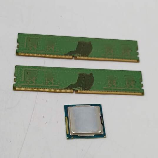 Pair of T-Force Gaming Ram Sticks In Original Packaging image number 6