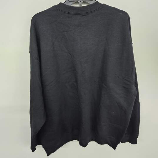 Gildan Heavy Blend Black Crew Neck Sweater image number 2