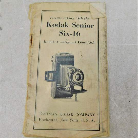 VNTG Kodak Brand Senior Six-16 Model Film Camera w/ Case and Manual image number 2