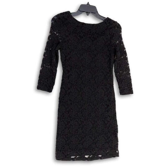 NWT Womens Black Lace Floral 3/4 Sleeve Round Neck Shift Dress Size XS image number 2