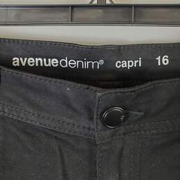 Avenue Denim Women Black Capri Jeans Sz 16 NWT alternative image