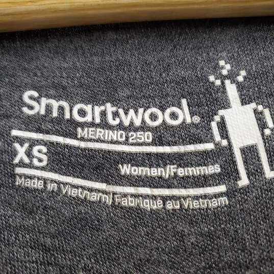 Smartwool Women's Merino 250 Asym Top Size XS Ash Medallion image number 3