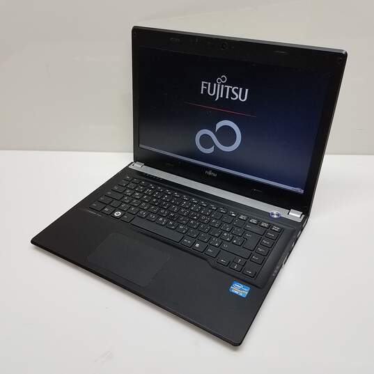 Fujitsu LIFEBOOK UH552 13in Laptop Intel i3-3217U CPU 4GB RAM NO HDD image number 1