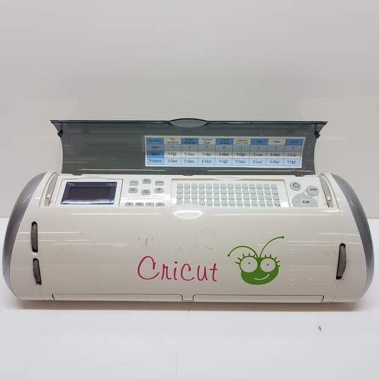 Provo Craft Cricut Expression CREX001 Personal Electronic Cutting Machine Untested image number 1
