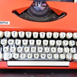 1969 Olympia Traveller De Luxe Cursive Script Orange Typewriter w/ Case alternative image