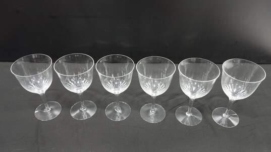 Bundle of 6 Clear Crystal Wine Glasses image number 2