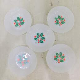 Vintage Termocrisa Crisa Christmas Holly Berry Milk Glass Coupe Soup Bowls Set of 5