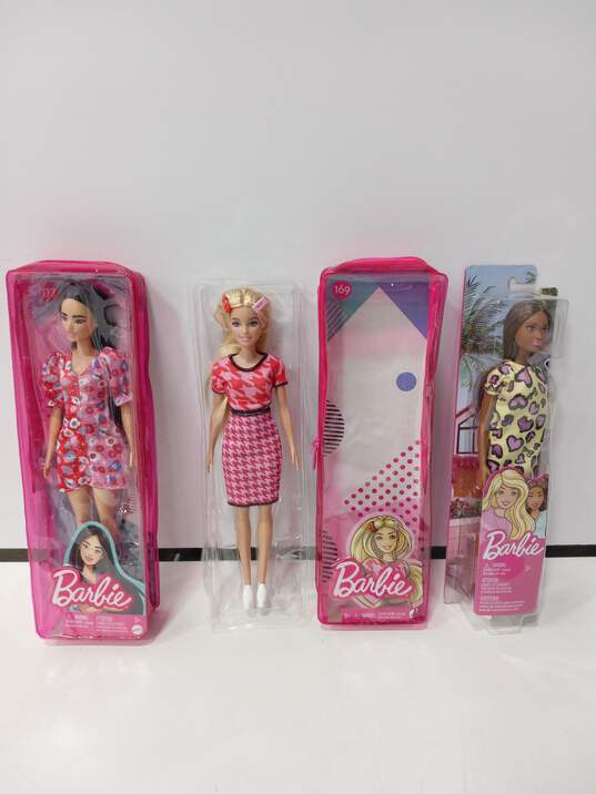 Bundle of 3 Assorted Barbie Dolls image number 1