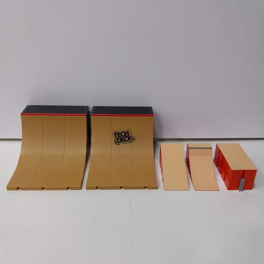 Tech Deck Playsets w/10 Boards, 2 Bikes, & Other Accessories image number 5