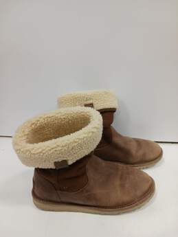 Ugg Size 8 Brown Boot