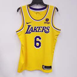 Nike Dri-Fit Men's L.A. Lakers James #6 Gold Jersey Sz. M