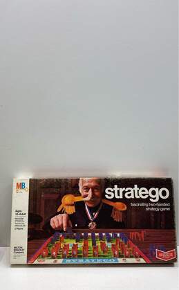 Milton Bradley Stratego 1977 Board Game