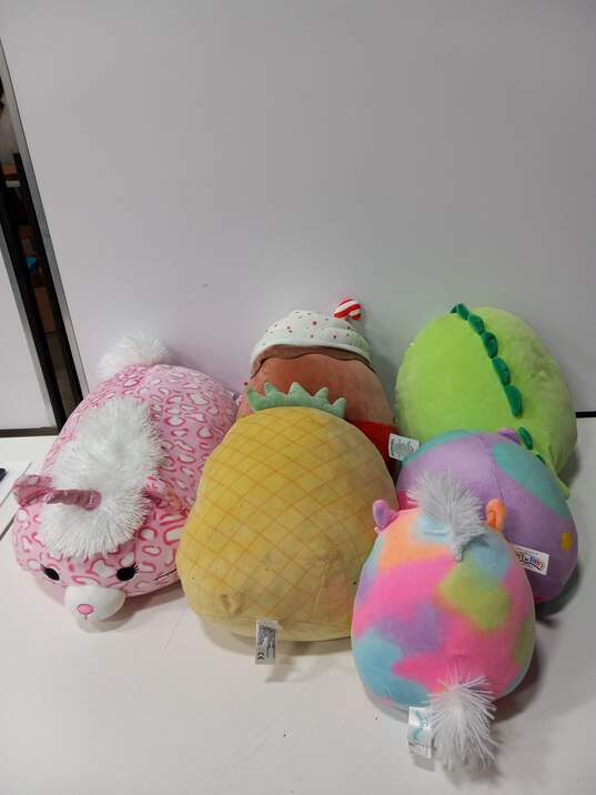 Bundle of 6 Squishmellows image number 2