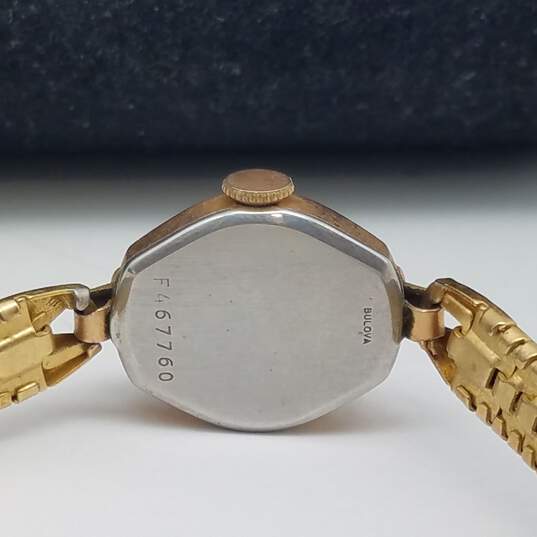 Vintage Bulova F467760 Stainless Steel Watch image number 5