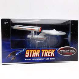 NEW Sealed Mattel Hot Wheels Star Trek USS Enterprise NCC-1701 Die Cast Metal