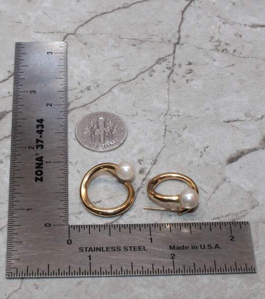 14K Yellow Gold Pearl Curled Hoop Earrings - 1.7g image number 6