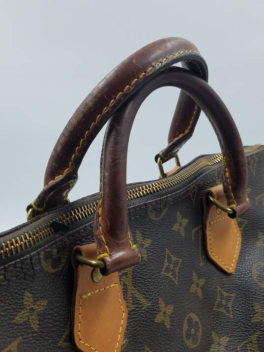 Authentic Louis Vuitton Brown Speedy 35 Handbag image number 3