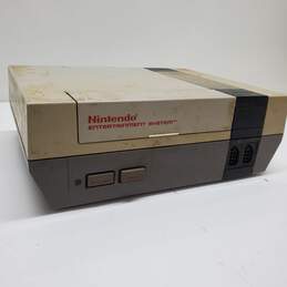 Vintage Nintendo Entertainment System Model NES-001 w/ Controller Untested P/R