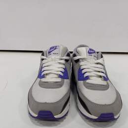 Nike Air Max Women's White & Purple Sneakers Size 8 alternative image