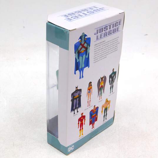 DC Collectibles Justice League Animated Martian Manhunter Collector Grade Sealed image number 2