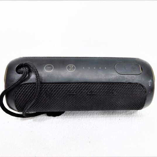JBL Flip Bluetooth Portable Speaker - Powers On image number 2