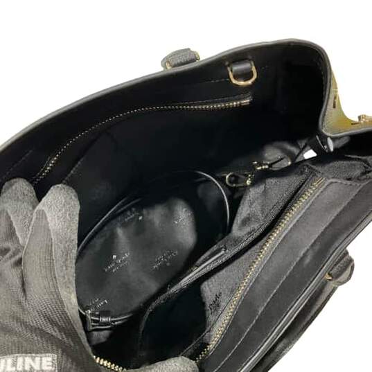 Black Kate Spades Handbag image number 3
