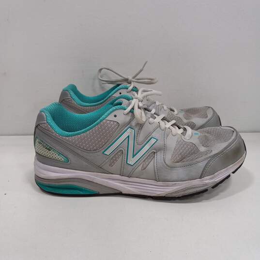 Womens W1540SG2 Gray Lace Up Low Top Flat Activewear Running Shoes Size 12 image number 2