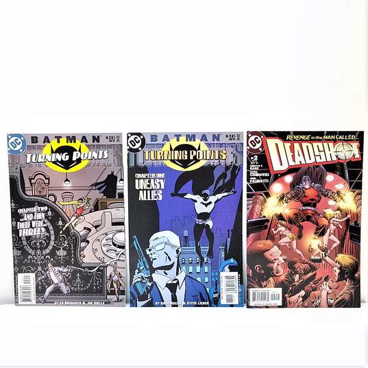 DC Mini Series Comic Book Sets image number 7