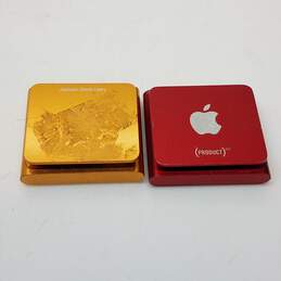 Lot of 2 Apple iPod Shuffles A1373 2G Storage - Red & Gold alternative image