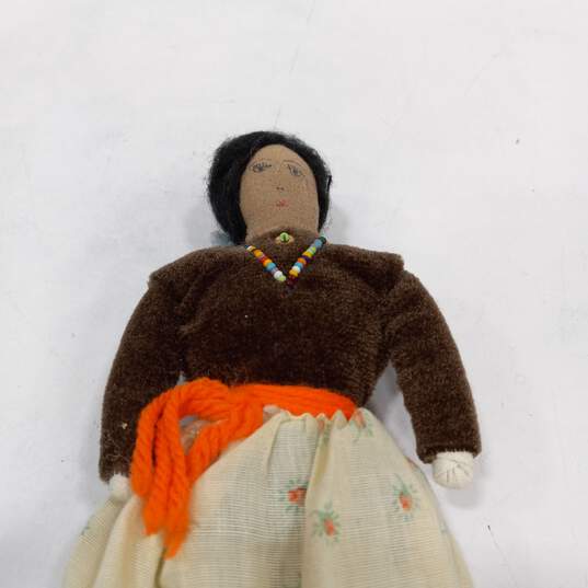 Pair of Native American Dolls image number 4