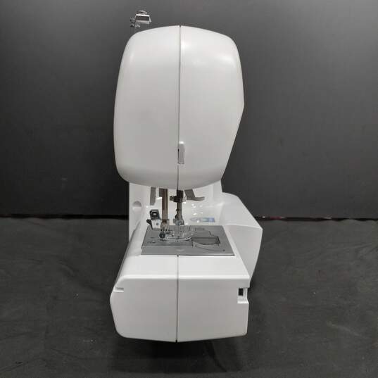 Brother CS-6000i Computer Emborder Sewing Machine image number 4