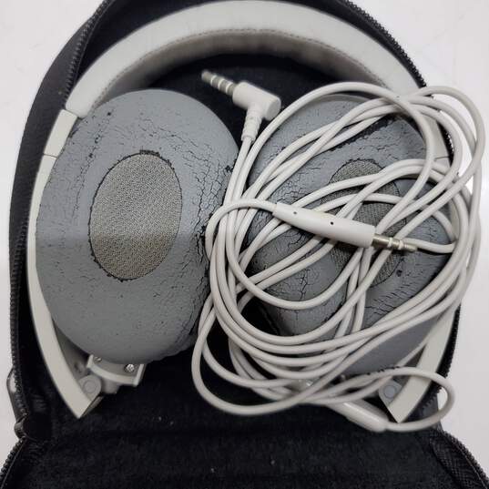 Bose OE2 On-ear Headphones For Parts/Repair image number 2