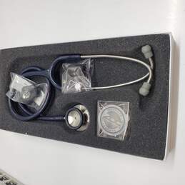 Adscope 603 22 inch Professional Stethoscope alternative image
