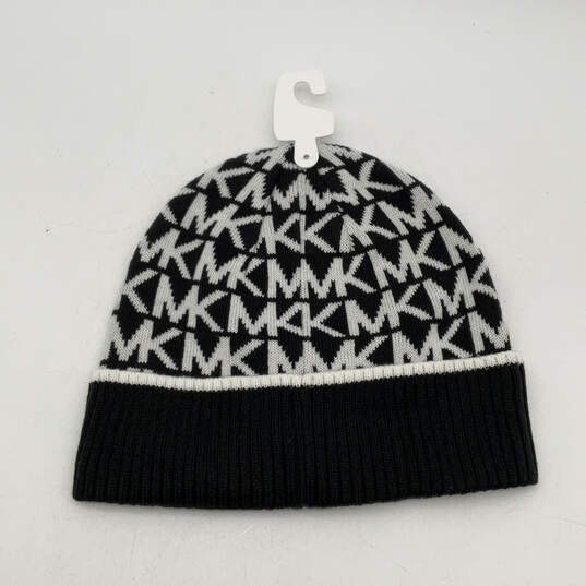 NWT Womens Black Signature Print Knitted Cuffed Winter Beanie Hat One Size image number 1