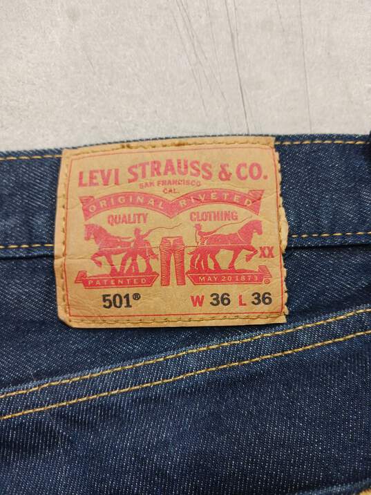 Levi's Men's 501 Button Fly Straight Leg Jeans Size 36x36 image number 3