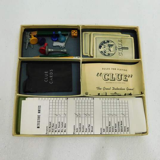 Lot Of Vintage Parker Brothers 1947 Clue And 1935 Monopoly image number 3