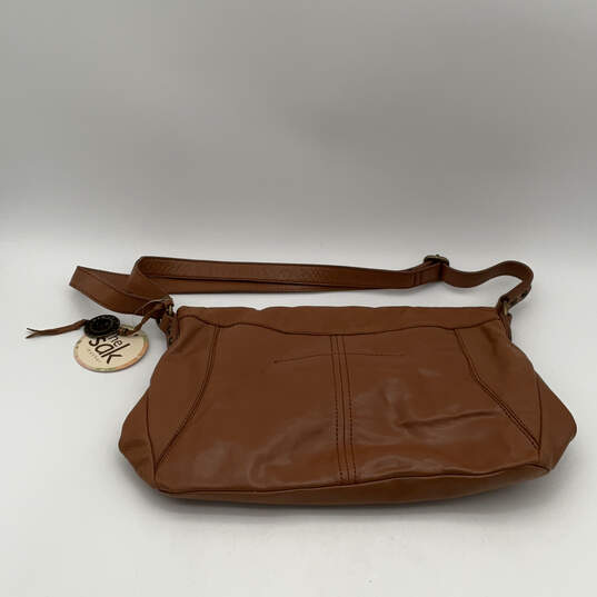 NWT Womens Brown Leather Adjustable Strap Pockets Magnetic Crossbody Bag image number 1