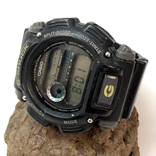 Designer Casio 3232 G-Shock Black Adjustable Strap Digital Wristwatch image number 1
