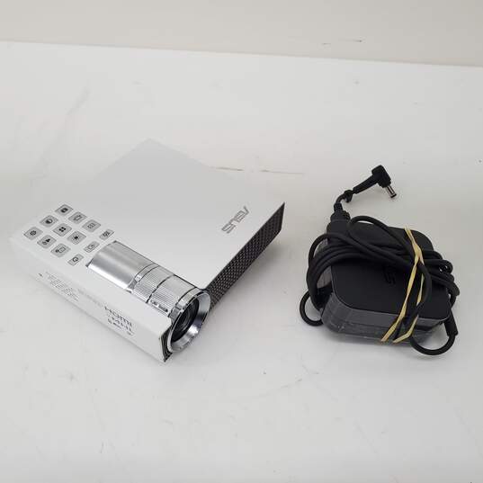 Asus Model P2B LED Projector w/ AC Adapter - Untested image number 1