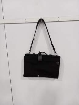 Tumi Tri-Fold Soft Case Garment Bag alternative image