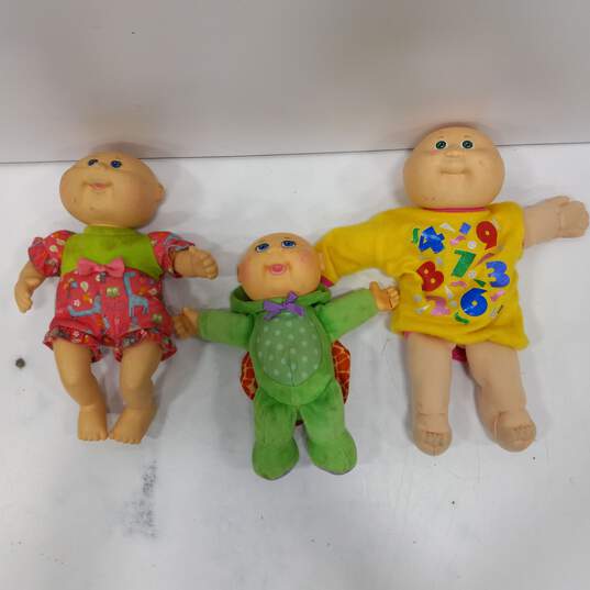 Cabbage Patch Doll Lot image number 5