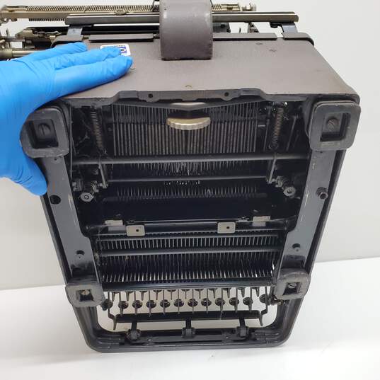 VTG. 1930s Royal KH  *P/R Untested* Manual Typewriter image number 6