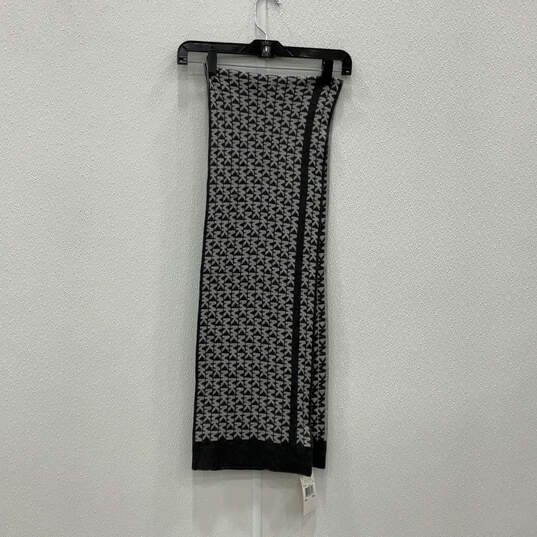 NWT Womens Black Gray Rectangle Shape Multipurpose Neck Scarf One Size image number 1