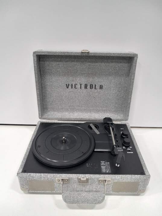 Victrola Portable Turntable image number 1